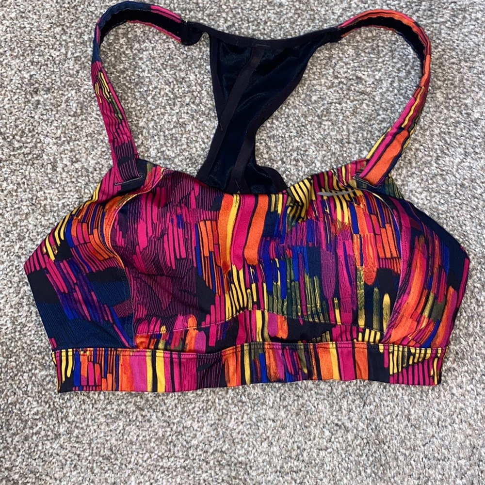 Brooks Juno sports bra